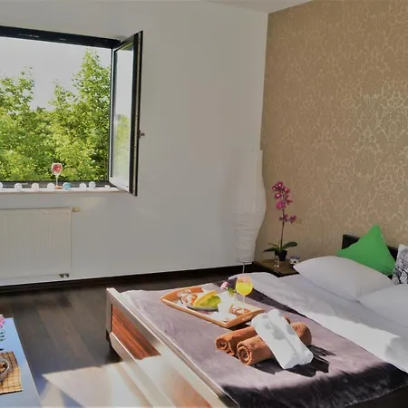 Apartmán Check In *